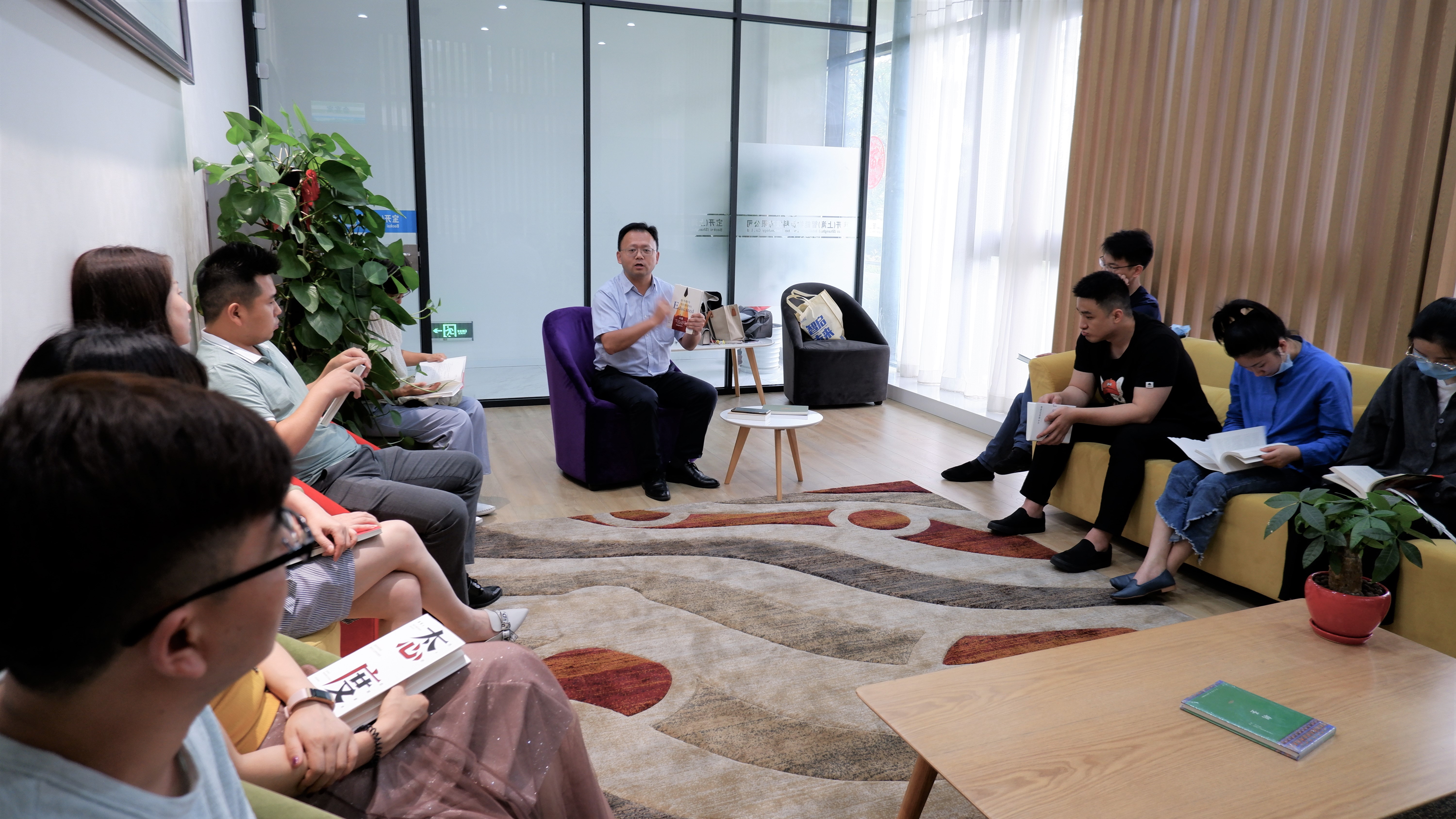 感受文字之美，共享閱讀之樂 | 寶開與燎申智城共同舉辦成長專場讀書活動(dòng)