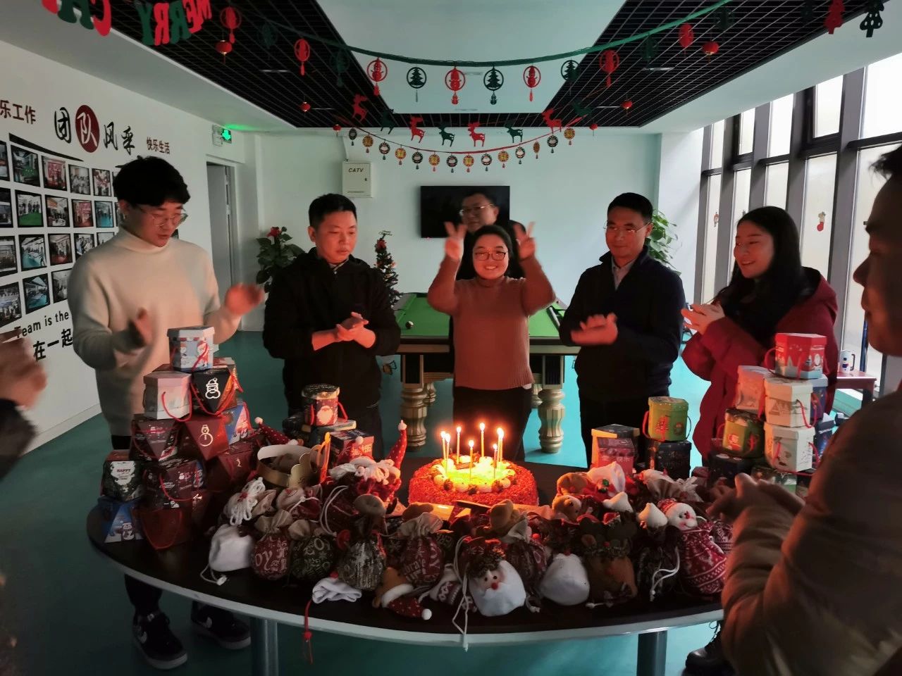 圣誕主題生日趴 | 濃情暖意平安夜，誕愿有你共前行