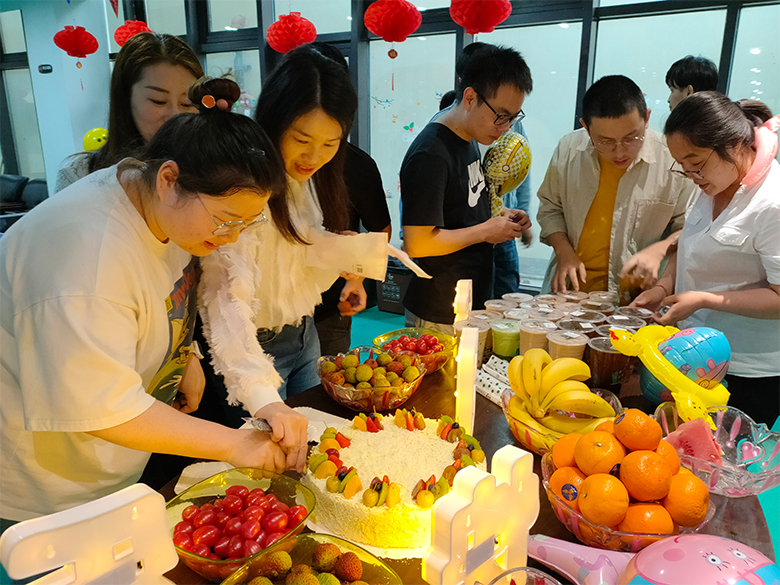 員工集體生日會｜溫馨五月，感恩有你，攜手同行
