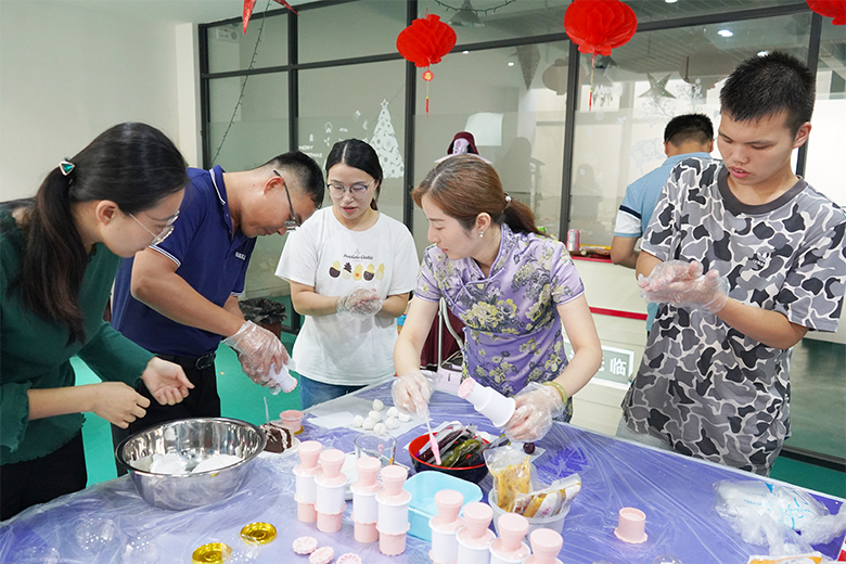 月圓中秋 · 集體慶生 | 溫馨九月，迎佳節(jié)，賀生辰，共團圓！