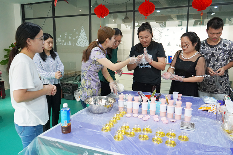 月圓中秋 · 集體慶生 | 溫馨九月，迎佳節(jié)，賀生辰，共團圓！
